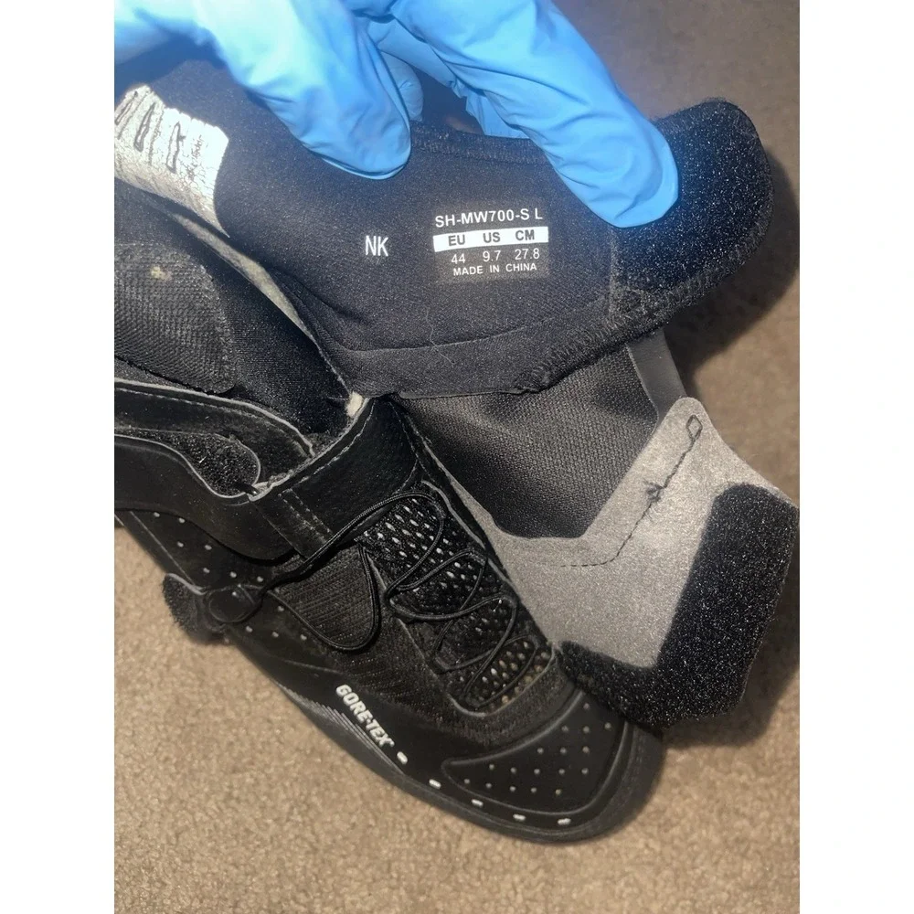 Shimano Goretex MW700 Mens Mountain Cycling Boots EUR 44 US Size 9.7 - BLACK